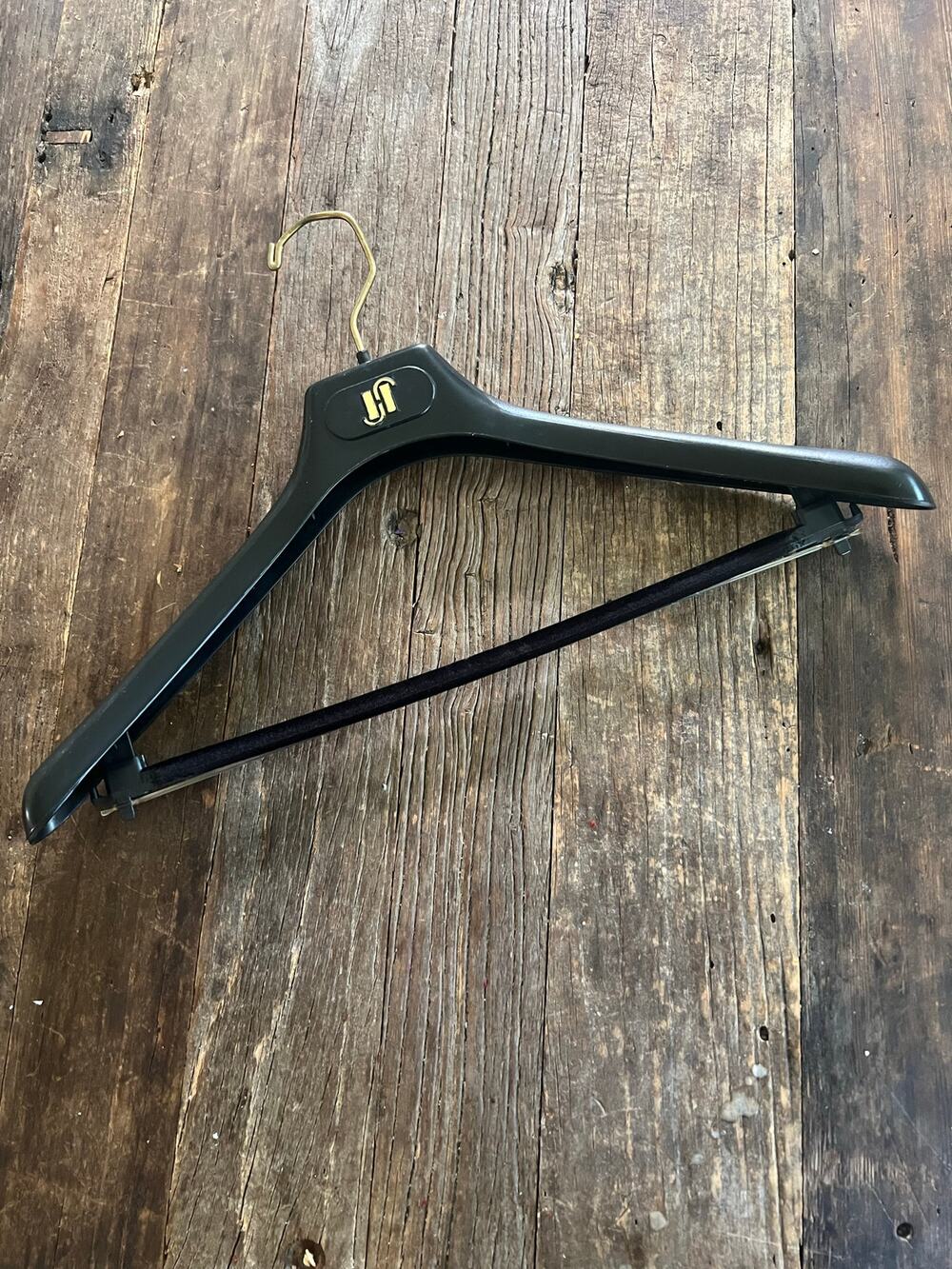 Hickey Freeman Men's Suit Hanger Black Plastic JP